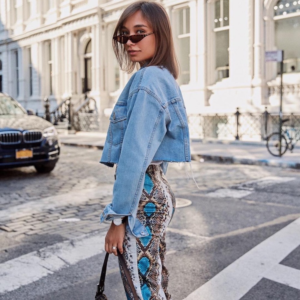 Bershka Denim cropped Jacket in light blue